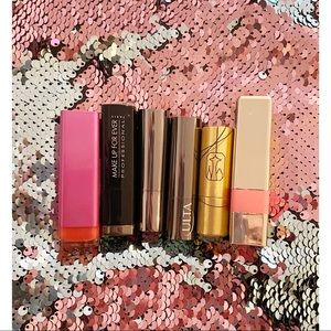 Brand new bundle of lipsticks! :)